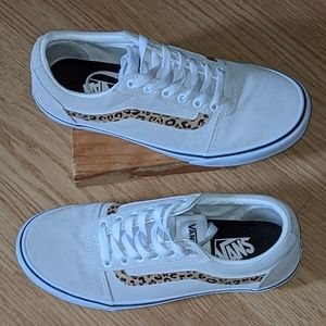 Van's | Sneakers Off The Wall Light Tan Lace Up Round Toe Women Size 9